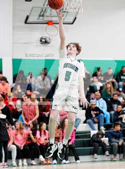 Thumbnail 1 in East Catholic @ Northwest Catholic photogallery.