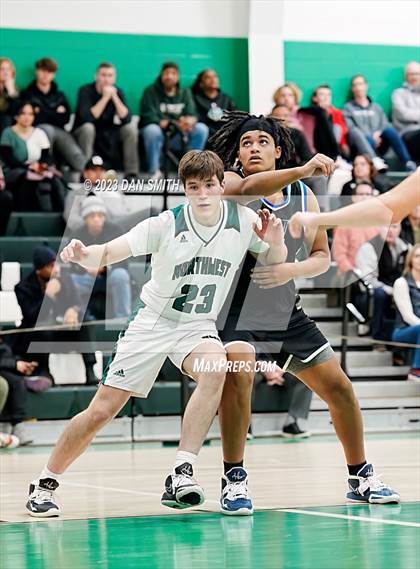 Thumbnail 2 in East Catholic @ Northwest Catholic photogallery.