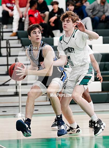 Thumbnail 2 in East Catholic @ Northwest Catholic photogallery.