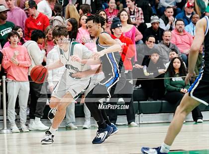 Thumbnail 3 in East Catholic @ Northwest Catholic photogallery.