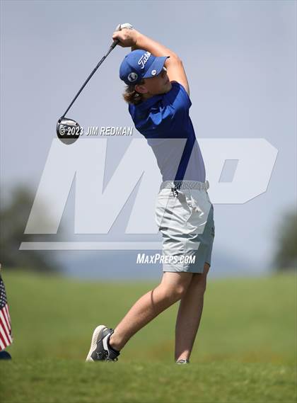 Thumbnail 1 in UIL 4A Boys Golf Finals photogallery.