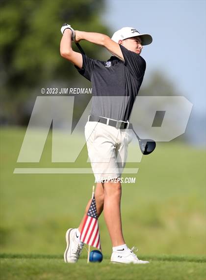 Thumbnail 3 in UIL 4A Boys Golf Finals photogallery.