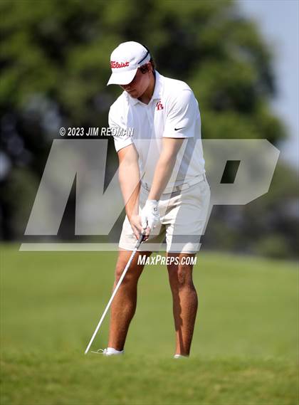 Thumbnail 3 in UIL 4A Boys Golf Finals photogallery.