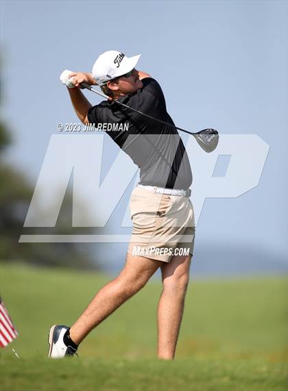 Thumbnail 2 in UIL 4A Boys Golf Finals photogallery.