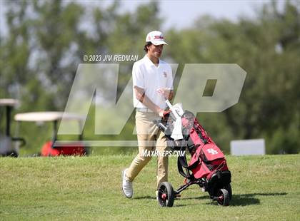Thumbnail 3 in UIL 4A Boys Golf Finals photogallery.