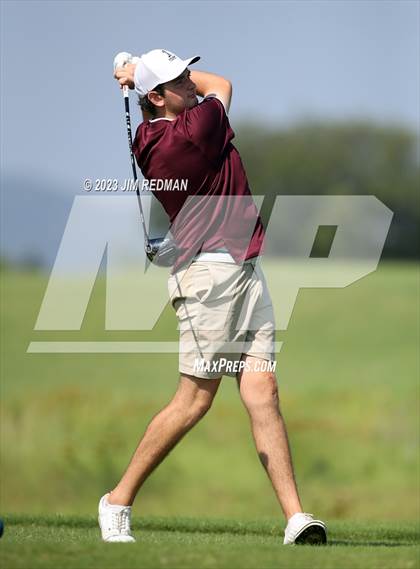 Thumbnail 3 in UIL 4A Boys Golf Finals photogallery.