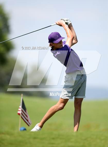 Thumbnail 3 in UIL 4A Boys Golf Finals photogallery.