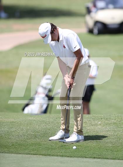 Thumbnail 2 in UIL 4A Boys Golf Finals photogallery.