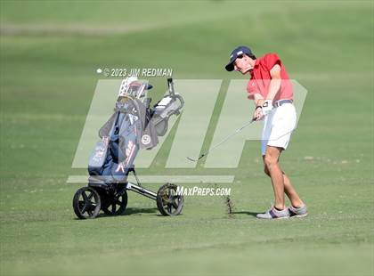 Thumbnail 3 in UIL 4A Boys Golf Finals photogallery.