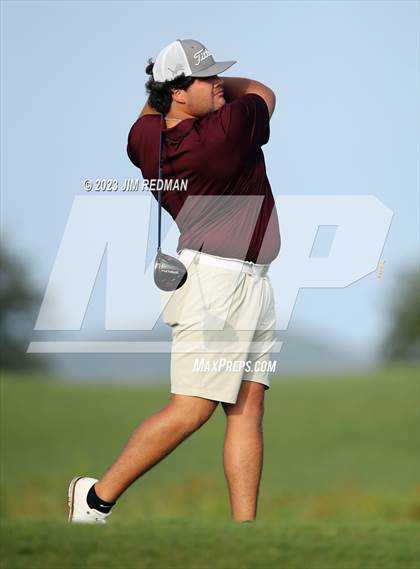 Thumbnail 2 in UIL 4A Boys Golf Finals photogallery.