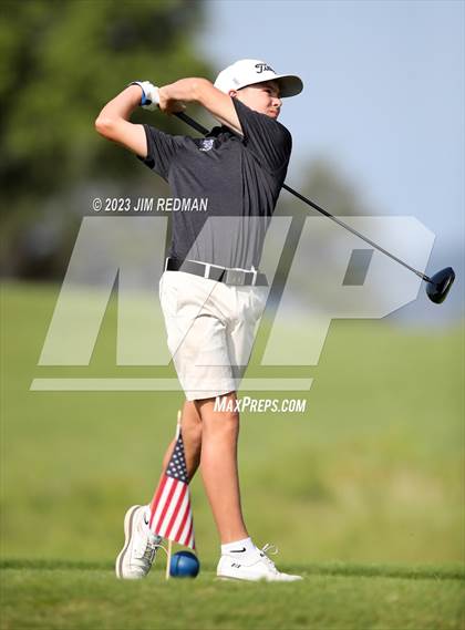 Thumbnail 1 in UIL 4A Boys Golf Finals photogallery.