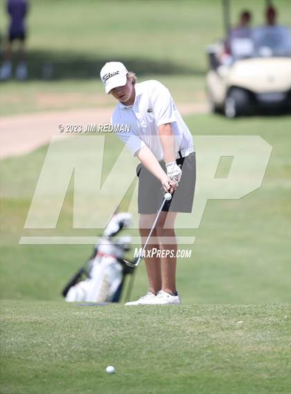 Thumbnail 1 in UIL 4A Boys Golf Finals photogallery.
