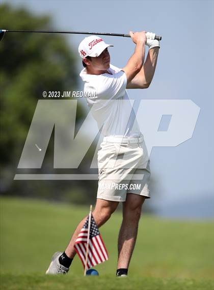 Thumbnail 2 in UIL 4A Boys Golf Finals photogallery.