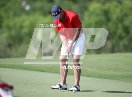Thumbnail 2 in UIL 4A Boys Golf Finals photogallery.
