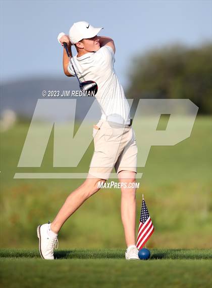Thumbnail 3 in UIL 4A Boys Golf Finals photogallery.