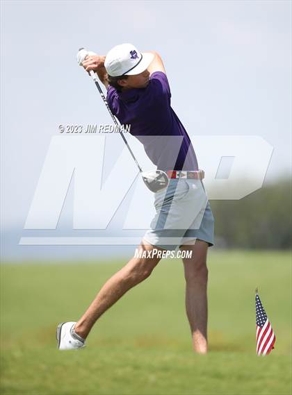 Thumbnail 3 in UIL 4A Boys Golf Finals photogallery.