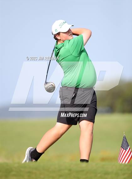Thumbnail 1 in UIL 4A Boys Golf Finals photogallery.