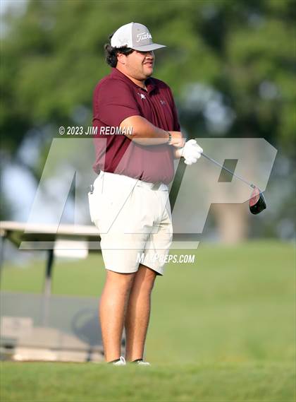 Thumbnail 2 in UIL 4A Boys Golf Finals photogallery.