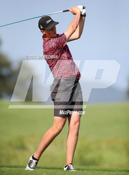 Thumbnail 3 in UIL 4A Boys Golf Finals photogallery.