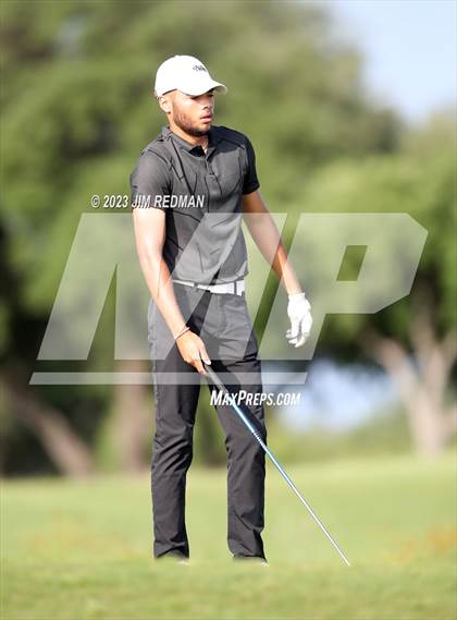 Thumbnail 1 in UIL 4A Boys Golf Finals photogallery.