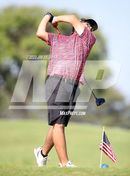 Thumbnail 1 in UIL 4A Boys Golf Finals photogallery.
