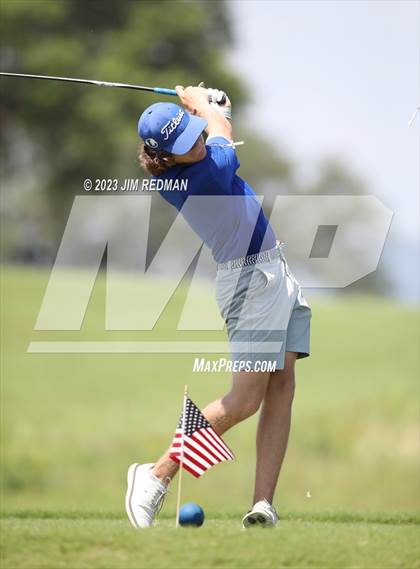 Thumbnail 3 in UIL 4A Boys Golf Finals photogallery.