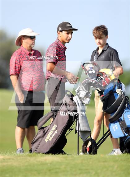 Thumbnail 3 in UIL 4A Boys Golf Finals photogallery.