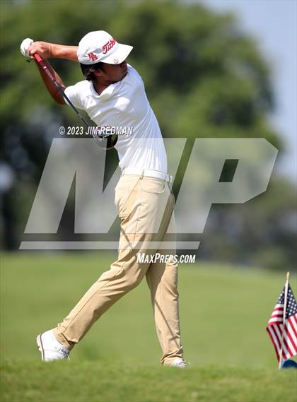 Thumbnail 2 in UIL 4A Boys Golf Finals photogallery.