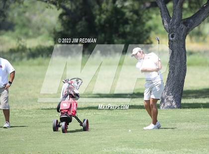 Thumbnail 2 in UIL 4A Boys Golf Finals photogallery.