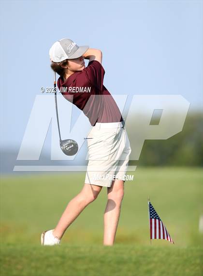 Thumbnail 2 in UIL 4A Boys Golf Finals photogallery.