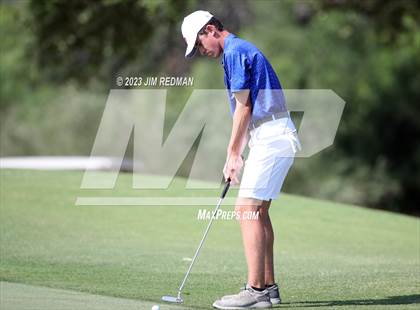Thumbnail 2 in UIL 4A Boys Golf Finals photogallery.