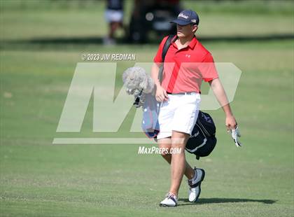 Thumbnail 1 in UIL 4A Boys Golf Finals photogallery.