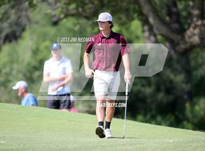 Thumbnail 2 in UIL 4A Boys Golf Finals photogallery.
