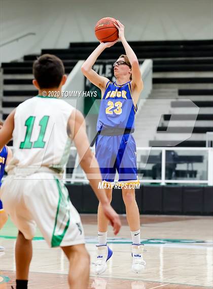 Thumbnail 3 in Brock @ Azle photogallery.