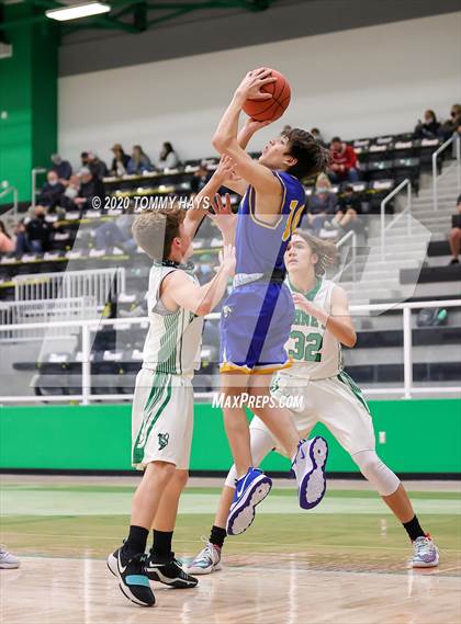 Thumbnail 2 in Brock @ Azle photogallery.