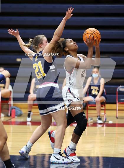 Thumbnail 2 in Carmel Christian @ Providence Day photogallery.