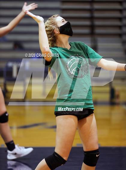 Thumbnail 3 in Myers Park @ Hickory Ridge photogallery.