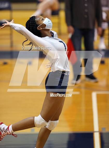 Thumbnail 3 in Myers Park @ Hickory Ridge photogallery.