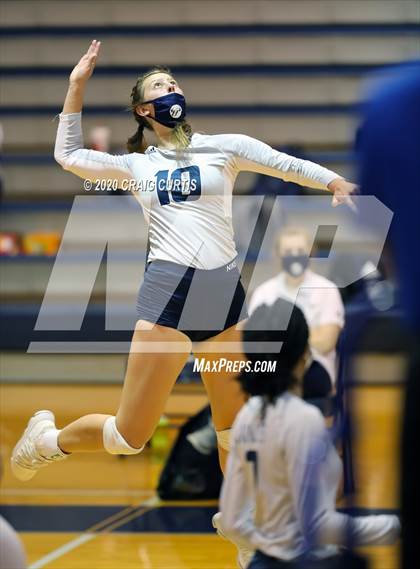 Thumbnail 1 in Myers Park @ Hickory Ridge photogallery.