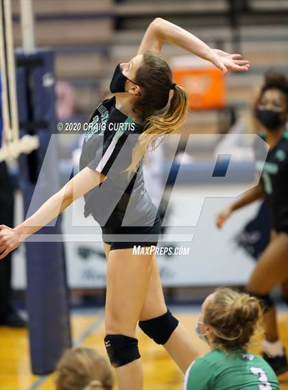 Thumbnail 1 in Myers Park @ Hickory Ridge photogallery.