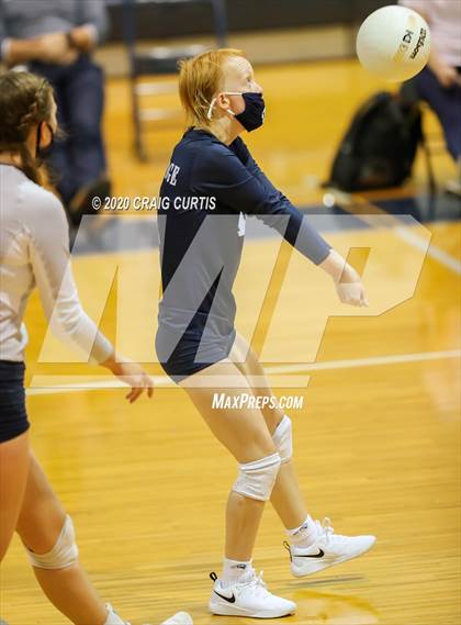 Thumbnail 1 in Myers Park @ Hickory Ridge photogallery.