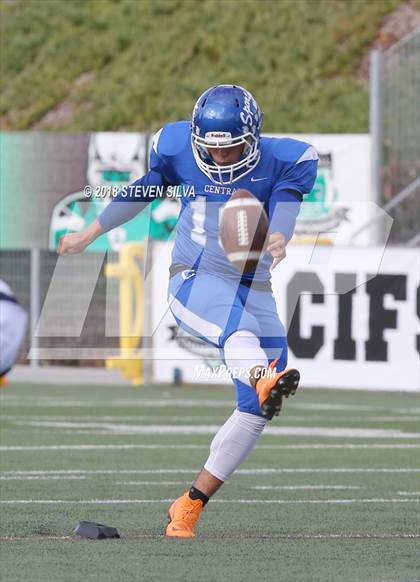 Thumbnail 2 in Central Union vs. Morse (CIF SDS D3 Final) photogallery.