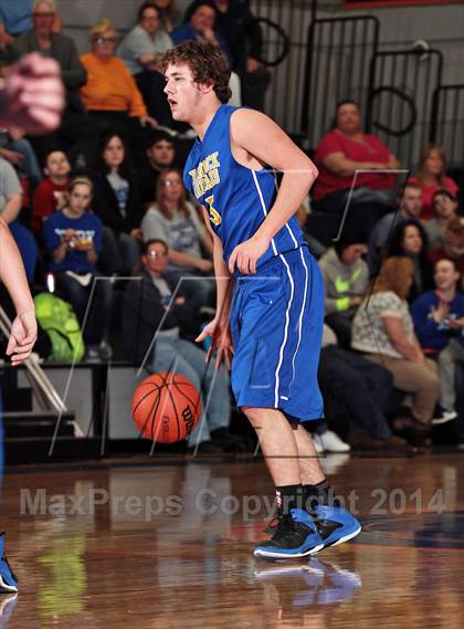 Thumbnail 3 in Hancock County vs Cosby (TSSAA D2-A District Final) photogallery.