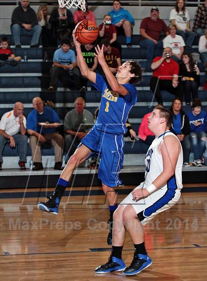Thumbnail 1 in Hancock County vs Cosby (TSSAA D2-A District Final) photogallery.