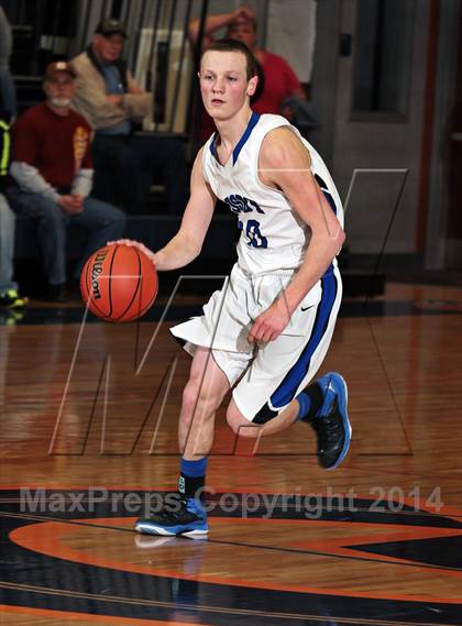Thumbnail 2 in Hancock County vs Cosby (TSSAA D2-A District Final) photogallery.
