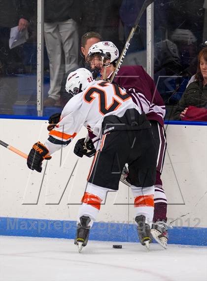 Thumbnail 3 in Salisbury School vs Kimball Union Academy (Flood Marr Tournament) photogallery.