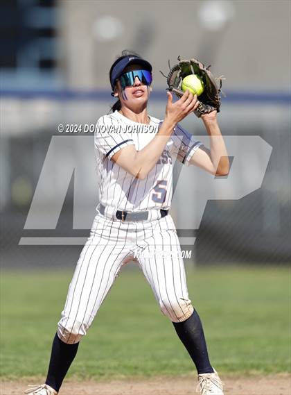 Thumbnail 3 in Granada Hills Charter vs. Cypress photogallery.