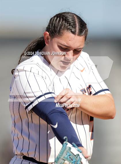 Thumbnail 3 in Granada Hills Charter vs. Cypress photogallery.