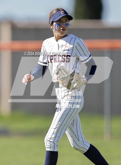 Thumbnail 2 in Granada Hills Charter vs. Cypress photogallery.