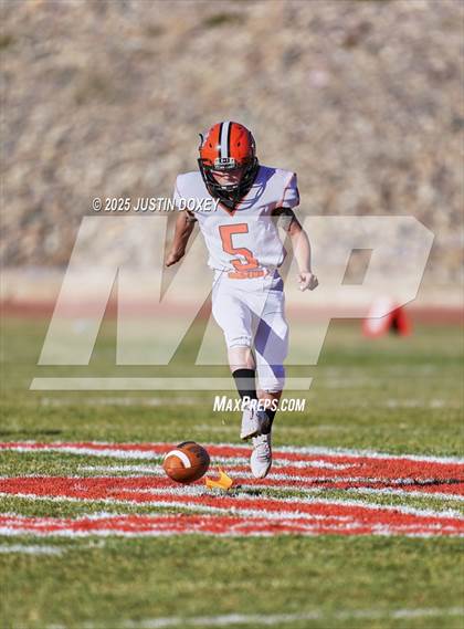 Thumbnail 3 in Carlin vs Wells (NIAA 1A State Quarterfinal) photogallery.